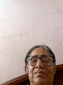  candi online show from 03/22/25, 06:47