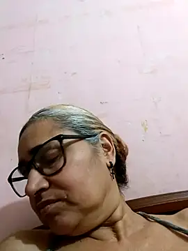  candi online show from 09/10/25, 03:39