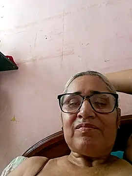  candi online show from 09/18/25, 05:37