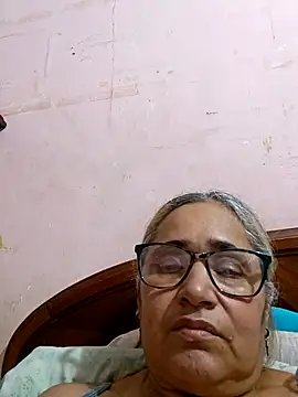  candi online show from 10/15/25, 01:28