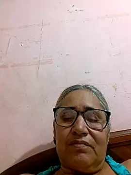  candi online show from 12/02/25, 02:50