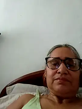  candi online show from 04/09/26, 01:38
