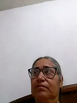 Snapshot of _candi chatting on 05/04/26, 03:13 candi online show from 05/04/26, 03:13