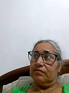 Snapshot of _candi chatting on 05/05/26, 04:31 candi online show from 05/05/26, 04:31