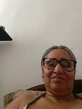 Snapshot of _candi chatting on 05/26/26, 04:14 candi online show from 05/26/26, 04:14