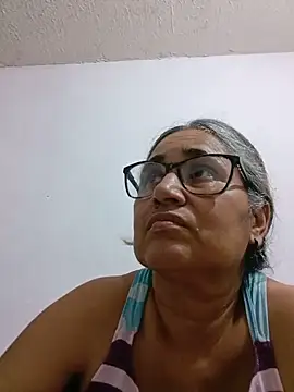 Snapshot of _candi chatting on 06/11/26, 12:54 candi online show from 06/11/26, 12:54