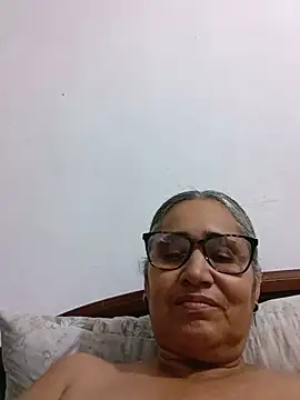 Snapshot of _candi chatting on 06/16/26, 02:36 candi online show from 06/16/26, 02:36