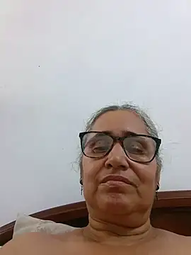 Snapshot of _candi chatting on 06/17/26, 07:37 candi online show from 06/17/26, 07:37