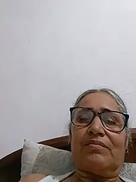 Snapshot of _candi chatting on 06/20/26, 12:03 candi online show from 06/20/26, 12:03