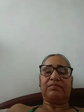 Snapshot of _candi chatting on 06/29/26, 12:38 candi online show from 06/29/26, 12:38