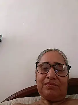 Snapshot of _candi chatting on 07/02/26, 11:38 candi online show from 07/02/26, 11:38