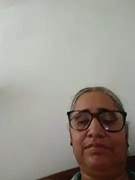Snapshot of _candi chatting on 07/03/26, 12:22 candi online show from 07/03/26, 12:22