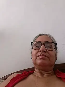 Snapshot of _candi chatting on 07/08/26, 12:20 candi online show from 07/08/26, 12:20