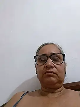 Snapshot of _candi chatting on 07/14/26, 12:11 candi online show from 07/14/26, 12:11