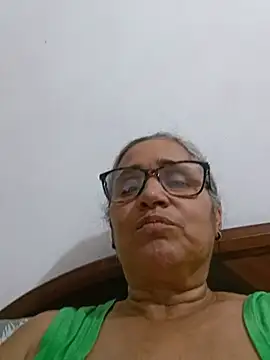 Snapshot of _candi chatting on 07/20/26, 12:14 candi online show from 07/20/26, 12:14