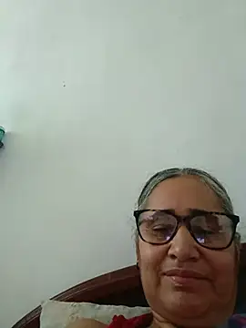 Snapshot of _candi chatting on 07/28/26, 12:48 candi online show from 07/28/26, 12:48