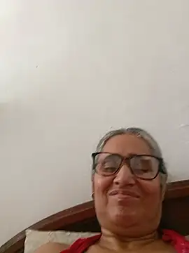 Snapshot of _candi chatting on 07/28/26, 06:42 candi online show from 07/28/26, 06:42