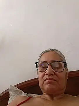 Snapshot of _candi chatting on 07/30/26, 01:10 candi online show from 07/30/26, 01:10