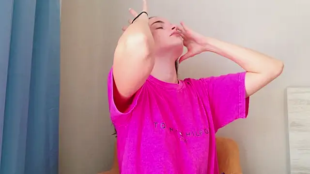 Miss Arwen online show from 05/27/26, 07:38