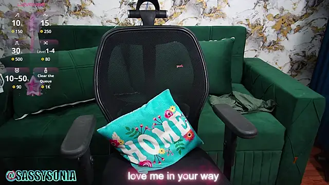 sassysonia online show from 01/14/25, 12:14