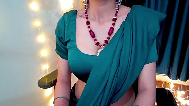 sassysonia online show from 02/19/26, 06:37