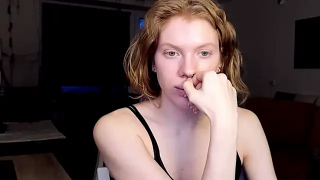 Snapshot of StellaDavis chatting on 02/21/25, 01:22 StellaDavis online show from 02/21/25, 01:22