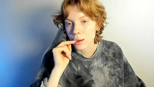Snapshot of StellaDavis chatting on 01/07/26, 06:10 StellaDavis online show from 01/07/26, 06:10