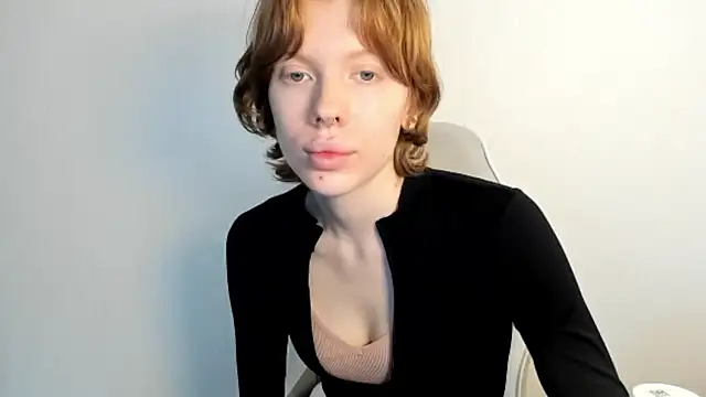 Snapshot of StellaDavis chatting on 01/15/26, 08:08 StellaDavis online show from 01/15/26, 08:08
