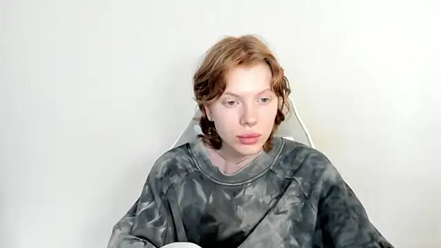 Snapshot of StellaDavis chatting on 02/09/26, 09:02 StellaDavis online show from 02/09/26, 09:02