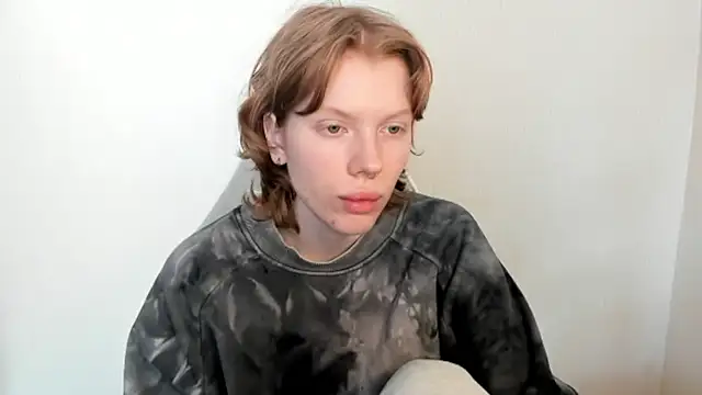 Snapshot of StellaDavis chatting on 02/23/26, 09:17 StellaDavis online show from 02/23/26, 09:17
