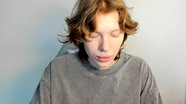 Snapshot of StellaDavis chatting on 03/04/26, 08:09 StellaDavis online show from 03/04/26, 08:09