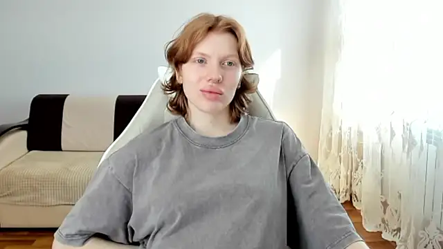 Snapshot of StellaDavis chatting on 04/01/26, 10:38 StellaDavis online show from 04/01/26, 10:38