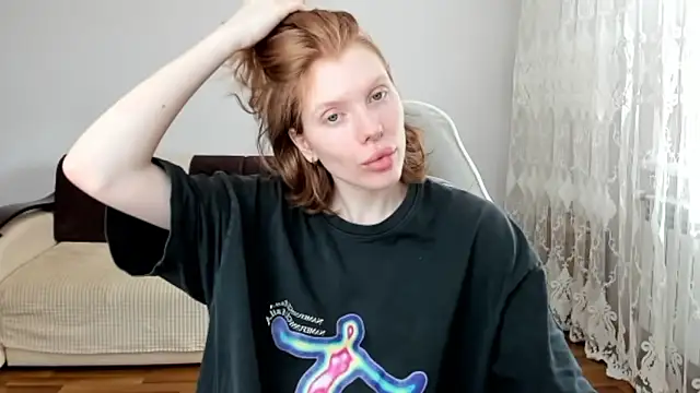 Snapshot of StellaDavis chatting on 04/27/26, 11:08 StellaDavis online show from 04/27/26, 11:08