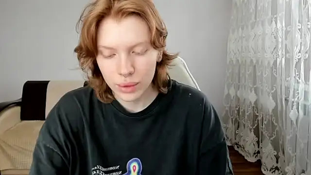 Snapshot of StellaDavis chatting on 05/01/26, 09:14 StellaDavis online show from 05/01/26, 09:14