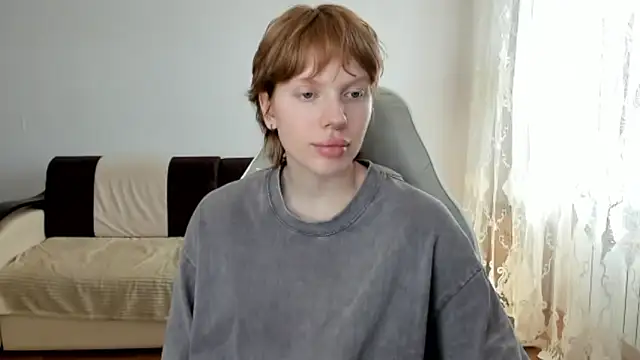 Snapshot of StellaDavis chatting on 05/20/26, 11:05 StellaDavis online show from 05/20/26, 11:05