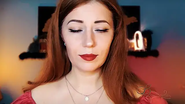 Snapshot of MissBeverlyMills chatting on 11/20/25, 04:12 MissBeverlyMills online show from 11/20/25, 04:12