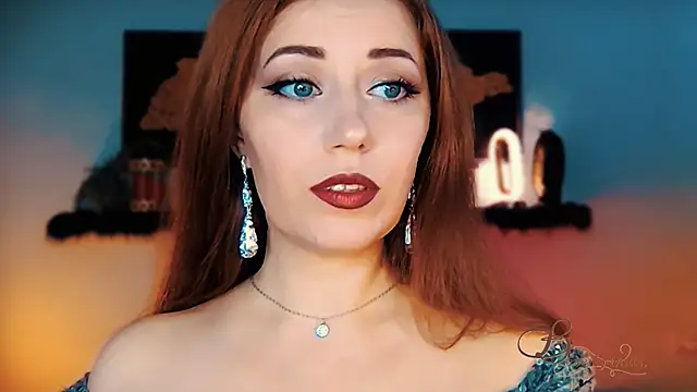 Snapshot of MissBeverlyMills chatting on 11/29/25, 06:05 MissBeverlyMills online show from 11/29/25, 06:05