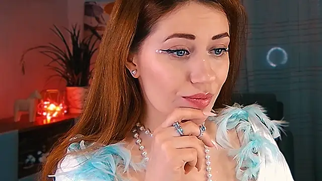 Snapshot of MissBeverlyMills chatting on 02/07/26, 05:55 MissBeverlyMills online show from 02/07/26, 05:55