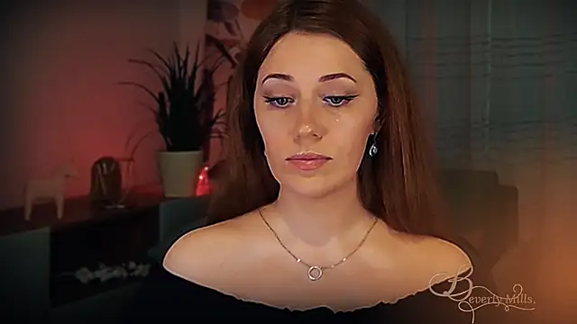 Snapshot of MissBeverlyMills chatting on 03/07/26, 06:05 MissBeverlyMills online show from 03/07/26, 06:05