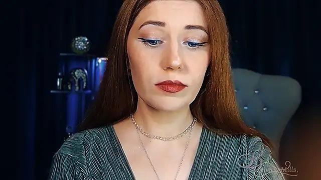 Snapshot of MissBeverlyMills chatting on 04/04/26, 05:43 MissBeverlyMills online show from 04/04/26, 05:43