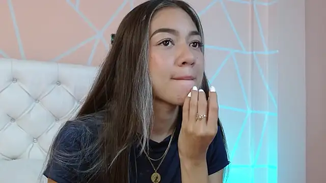 hantonella  online show from 10/03/25, 09:23