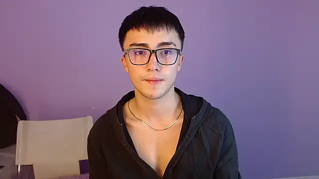 Snapshot of santi-fabulous chatting on 01/22/25, 05:48 santi-fabulous online show from 01/22/25, 05:48