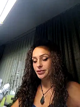 dolcevita002 online show from 05/12/26, 06:10