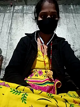 Snapshot of Anushka_Ji chatting on 01/24/25, 04:28 Anushka Ji online show from 01/24/25, 04:28