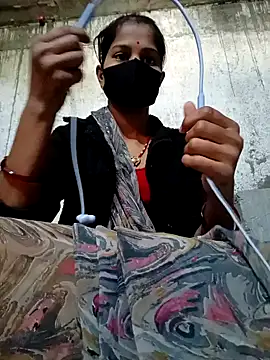 Snapshot of Anushka_Ji chatting on 02/03/25, 04:04 Anushka Ji online show from 02/03/25, 04:04