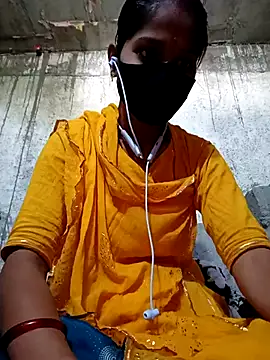 Snapshot of Anushka_Ji chatting on 02/18/25, 07:32 Anushka Ji online show from 02/18/25, 07:32