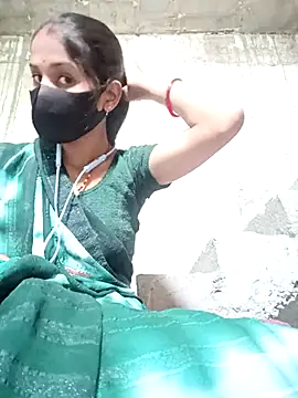 Snapshot of Anushka_Ji chatting on 02/27/25, 08:06 Anushka Ji online show from 02/27/25, 08:06