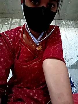 Snapshot of Anushka_Ji chatting on 03/08/25, 03:28 Anushka Ji online show from 03/08/25, 03:28