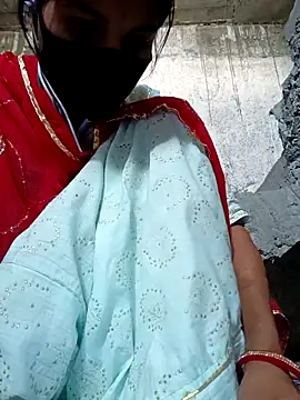 Snapshot of Anushka_Ji chatting on 03/11/25, 08:09 Anushka Ji online show from 03/11/25, 08:09