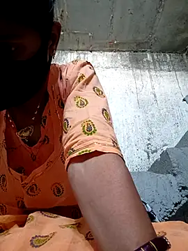 Snapshot of Anushka_Ji chatting on 03/22/25, 06:43 Anushka Ji online show from 03/22/25, 06:43